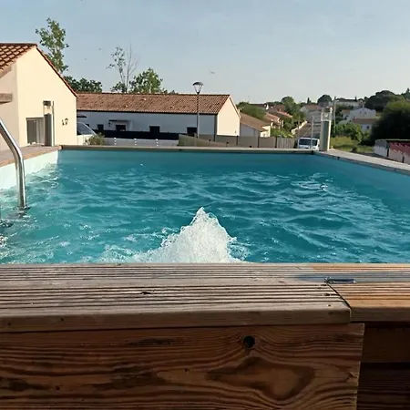 Douillette, Calme, Lit Queen Size Wifi *